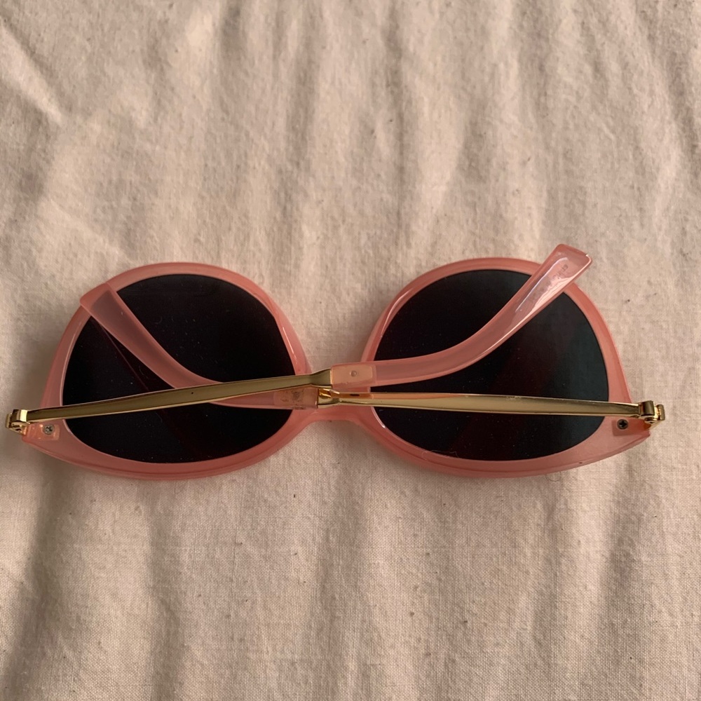 Sunglasses - Picture 4 of 4